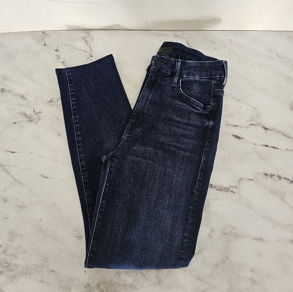 MOTHER High Waisted Looker Mint Condition Dark Blue Skinny Jeans 26 Preowned - Picture 3 of 11